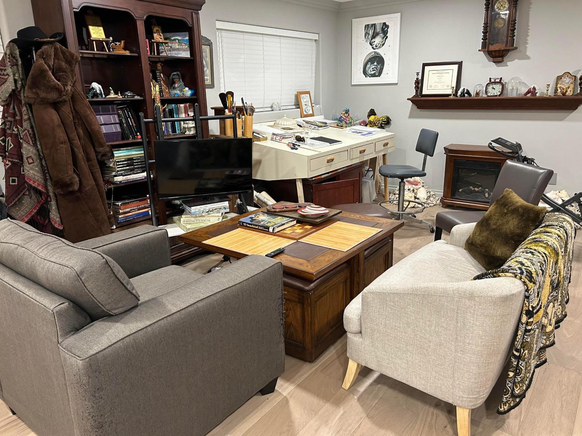 A Luxury Master Bedroom In A Condo ロサンゼルス エクステリア 写真